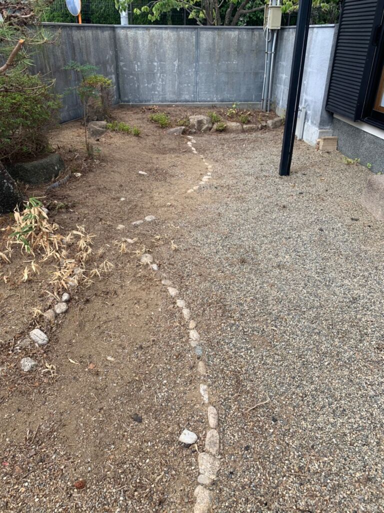 砂地のお庭