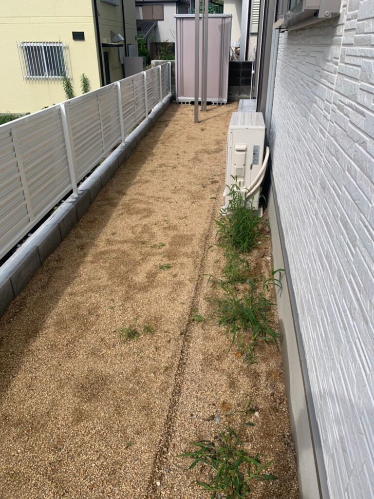 新築のお庭