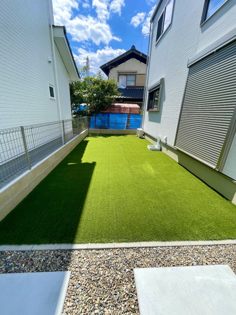 人工芝施工　姫路市　新築戸建　庭28平米　DX38㎜使用