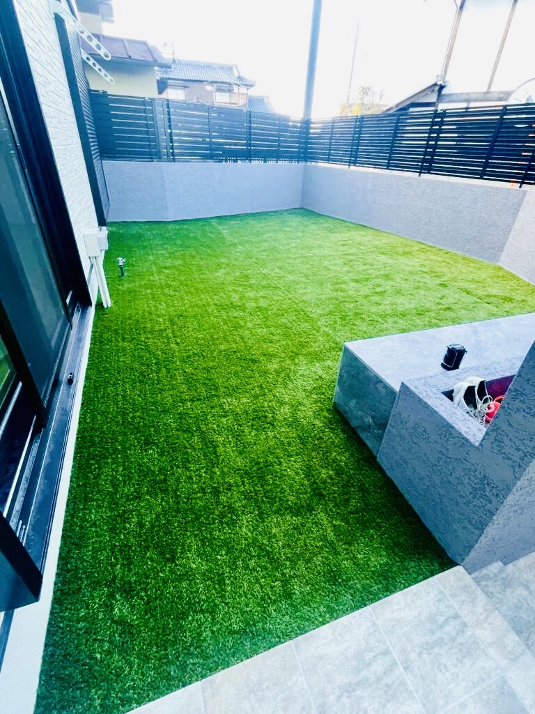 人工芝施工　京都府京都市　新築戸建　庭40平米　DX38㎜使用