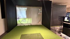 多田ゴルフクラブ様でシミュレーションゴルフ2打席を施工｜防音・防球対策まで一式対応